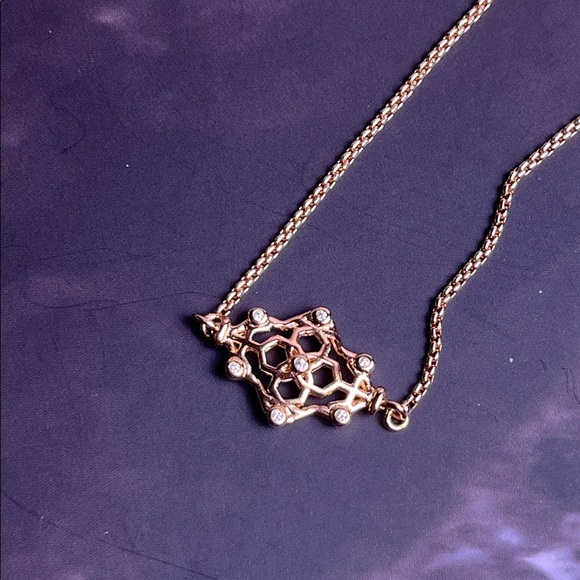Kendra Scott Jewelry - Kendra Scott Adjustable Chain Gold Necklace with Crystal Accents